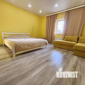 Дом 300м², 2-этажный, посуточно,