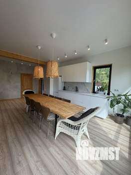 Дом 200м², 2-этажный, посуточно,