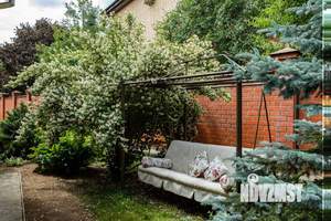 Дом 430м², 3-этажный, на длительный срок,