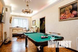 Дом 550м², 2-этажный, посуточно,