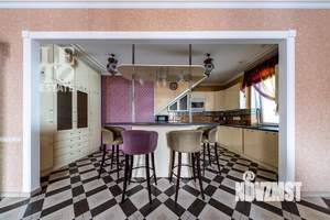 Дом 350м², 2-этажный, на длительный срок,