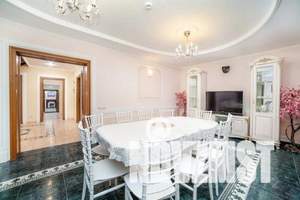 Дом 789м², 3-этажный, посуточно,