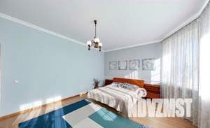 Дом 650м², 3-этажный, посуточно,