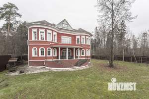 Коттедж 1000м², 3-этажный, участок 23 сот.