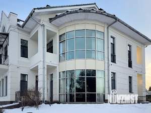 Коттедж 1300м², 3-этажный, участок 60 сот.