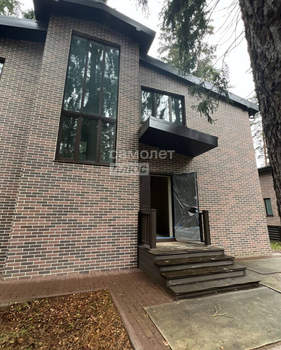 Дом 285м², 2-этажный, участок 11 сот.