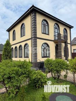 Дом 220м², 2-этажный, участок 6 сот.