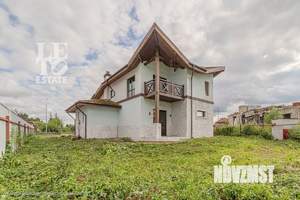 Дом 328м², 3-этажный, участок 10 сот.