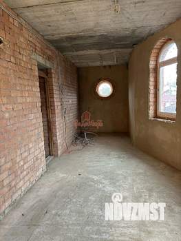 Дом 402м², 4-этажный, участок 20 сот.