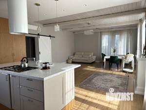 Дом 500м², 4-этажный, участок 9 сот.