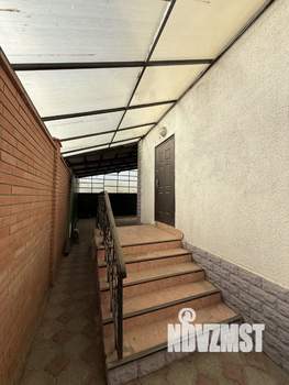 Дом 614м², 3-этажный, участок 10 сот.