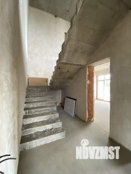 Дом 259м², 2-этажный, участок 9 сот.