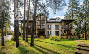 Дом 980м², 4-этажный, участок 61 сот.