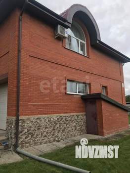 Дом 292м², 2-этажный, участок 10 сот.