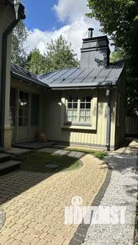 Дом 272м², 2-этажный, участок 8 сот.