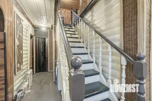 Дом 200м², 3-этажный, участок 8 сот.