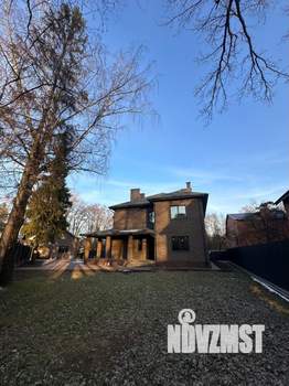 Коттедж 439м², 2-этажный, участок 10 сот.