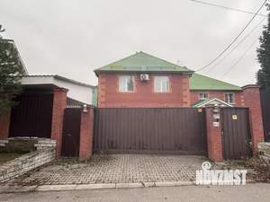 Дом 429м², 3-этажный, участок 13 сот.