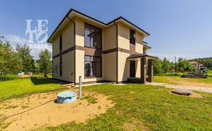 Дом 439м², 3-этажный, участок 24 сот.