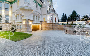 Дом 1430м², 3-этажный, участок 30 сот.