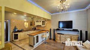 Дом 360м², 4-этажный, участок 10 сот.