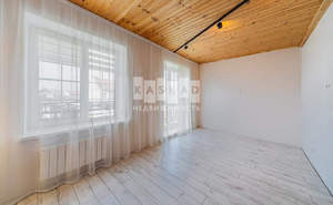 Дом 130м², 3-этажный, участок 4 сот.