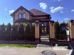 Дом 210м², 2-этажный, участок 13 сот.