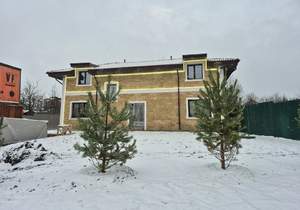 Дом 250м², 2-этажный, участок 6 сот.