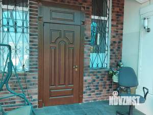 Дом 406м², 3-этажный, участок 13 сот.