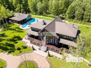 Дом 1100м², 2-этажный, участок 155 сот.