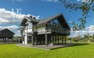 Дом 322м², 2-этажный, участок 13 сот.