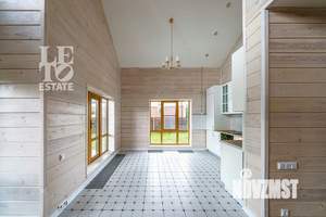 Дом 205м², 2-этажный, участок 11 сот.