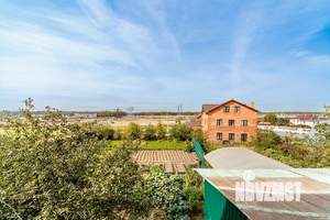 Дом 412м², 3-этажный, участок 14 сот.