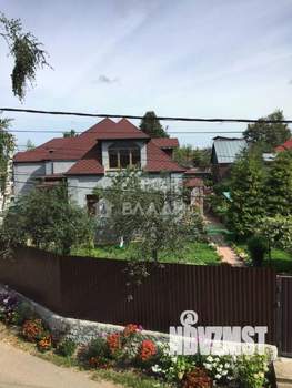 Дом 478м², 2-этажный, участок 10 сот.