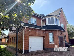 Дом 298м², 3-этажный, участок 11 сот.