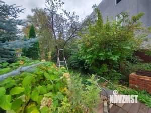 Дом 305м², 2-этажный, участок 15 сот.