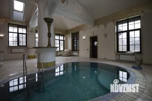 Дом 599м², 2-этажный, участок 14 сот.