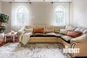 Коттедж 450м², 3-этажный, участок 9 сот.