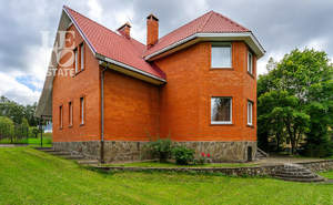 Дом 234м², 2-этажный, участок 15 сот.