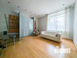 Дом 644м², 4-этажный, участок 19 сот.