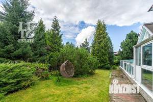 Дом 300м², 3-этажный, участок 14 сот.