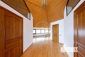 Дом 661м², 4-этажный, участок 24 сот.