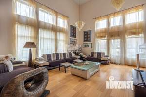 Дом 500м², 2-этажный, участок 18 сот.