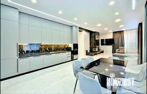 Дом 192м², 2-этажный, участок 9 сот.