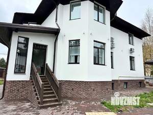 Коттедж 524м², 3-этажный, участок 12 сот.