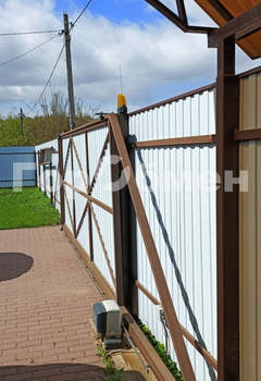 Дом 274м², 2-этажный, участок 15 сот.