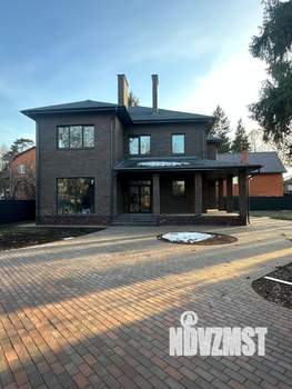 Коттедж 439м², 2-этажный, участок 10 сот.