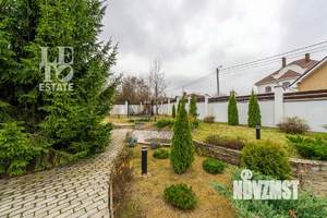 Дом 1512м², 4-этажный, участок 25 сот.