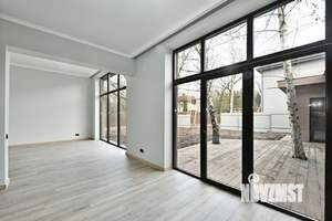 Коттедж 280м², 2-этажный, участок 8 сот.