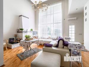 Дом 282м², 2-этажный, участок 30 сот.